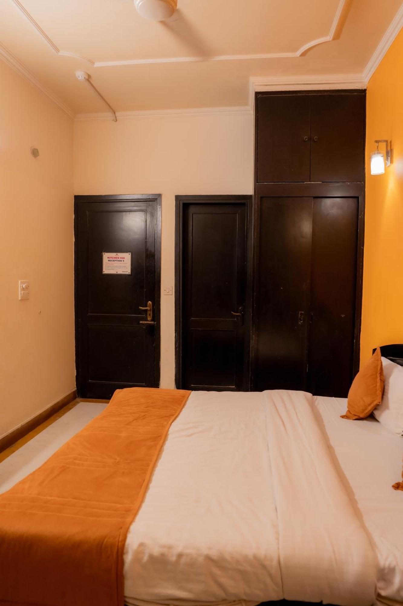 Hotel City Centre Inn Nizamuddin New Delhi Exterior photo